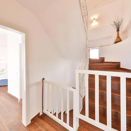 Seftali Seaview 4 Beds Βίλα