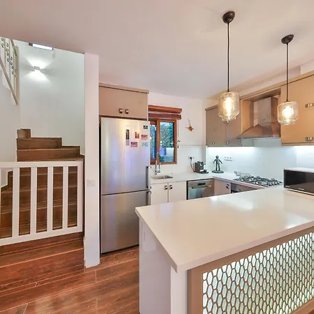 Seftali Seaview 4 Beds