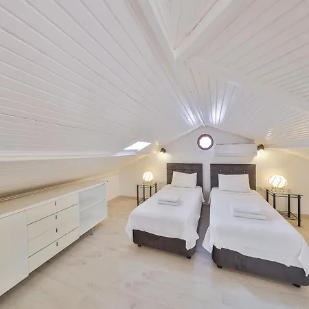 Seftali Seaview 4 Beds Βίλα
